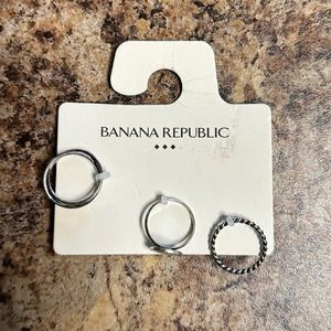 NWT Banana Republic Factory Stack Ring Set Size 7 Silver